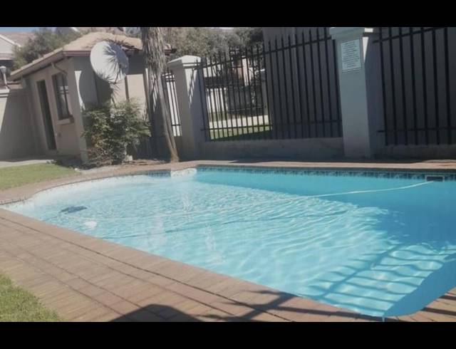 2 BEDROOM APARTMENT FOR SALE IN MEYERSDAL